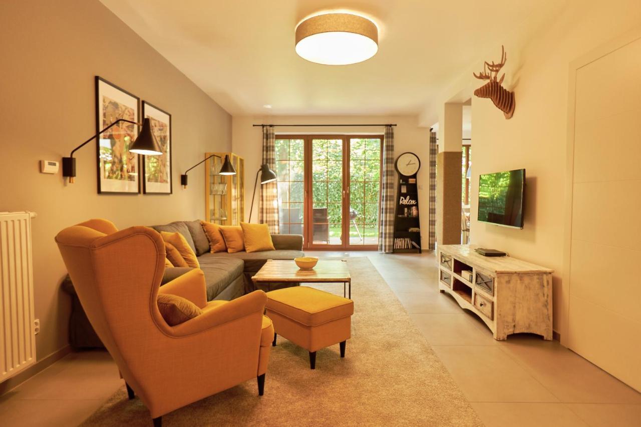 Seayou Yellow House Villa Rogowo  Exterior photo