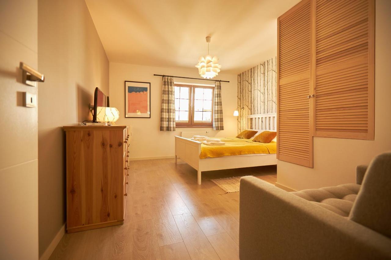 Seayou Yellow House Villa Rogowo  Exterior photo