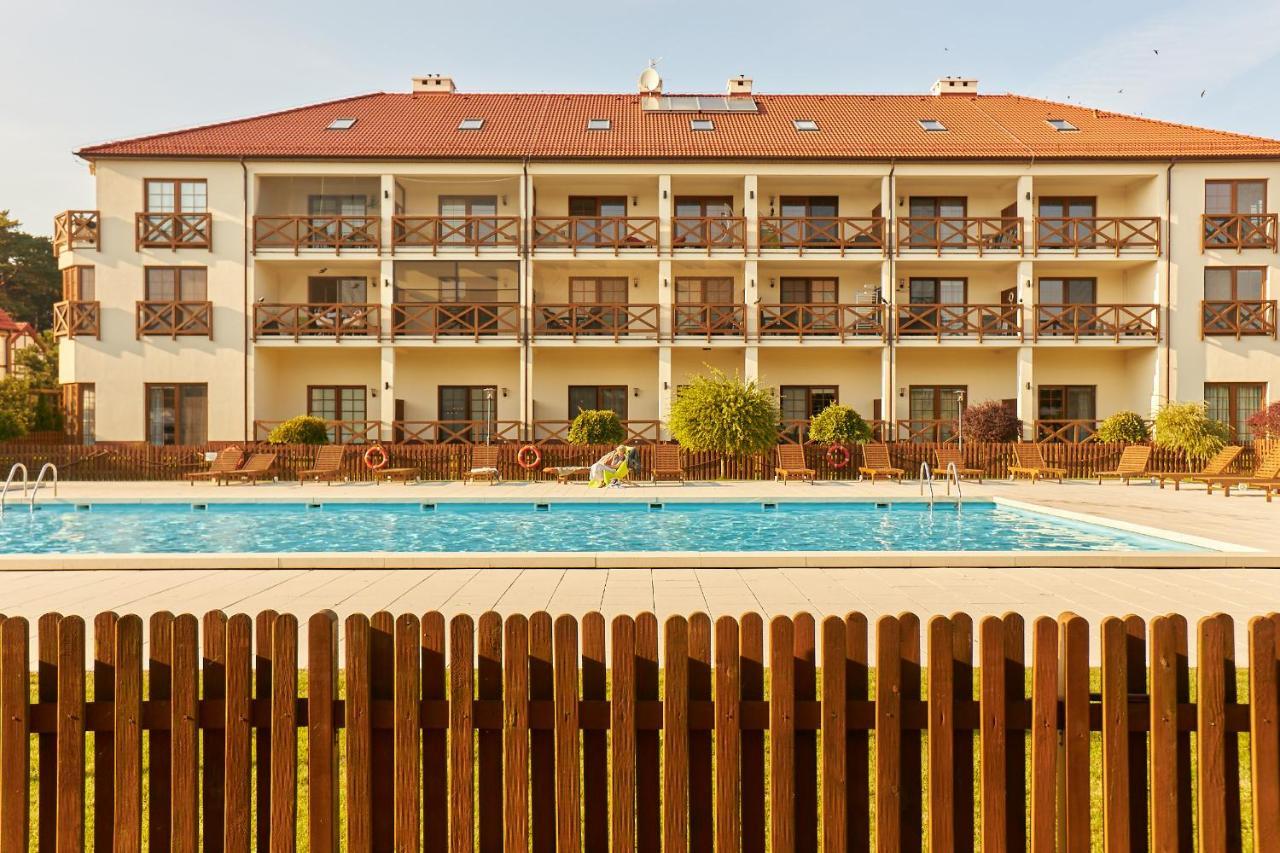 Seayou Yellow House Villa Rogowo  Exterior photo